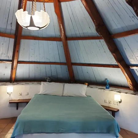 Windmill Studios Apartment